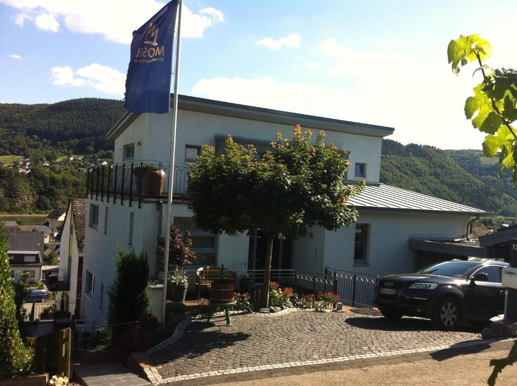Weingut-Aparthotel Olinger Mehring  Εξωτερικό φωτογραφία